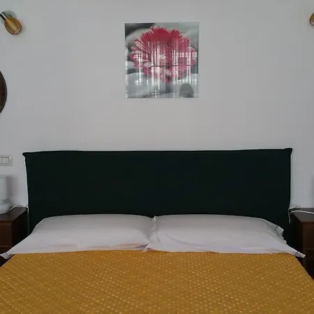 Aparthotel Pirri 3*